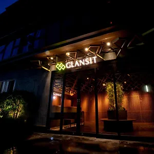2* Kapselhotel Glansit Kawaramachi
